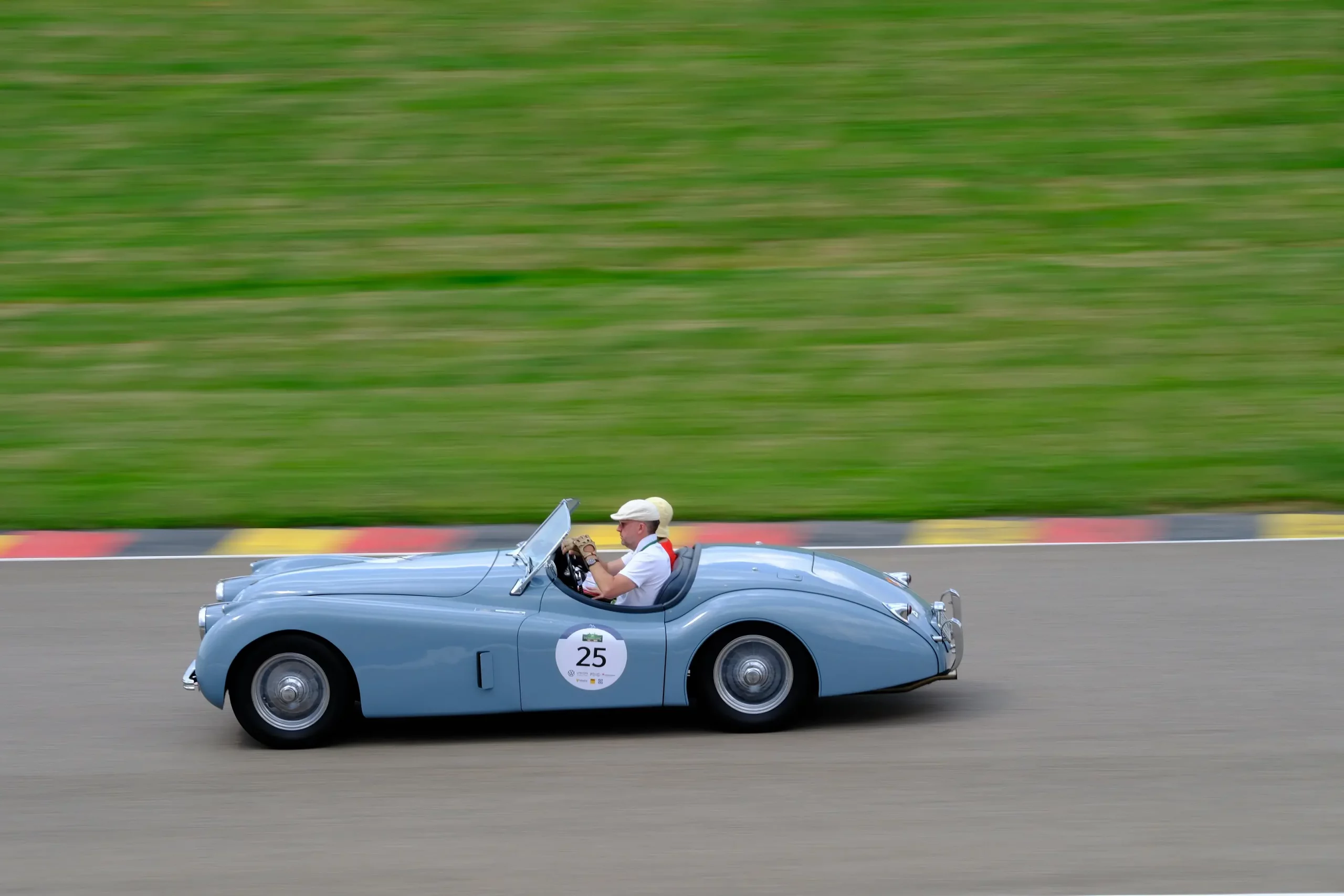 05 – Hess – Jaguar – XK120 OTS SE