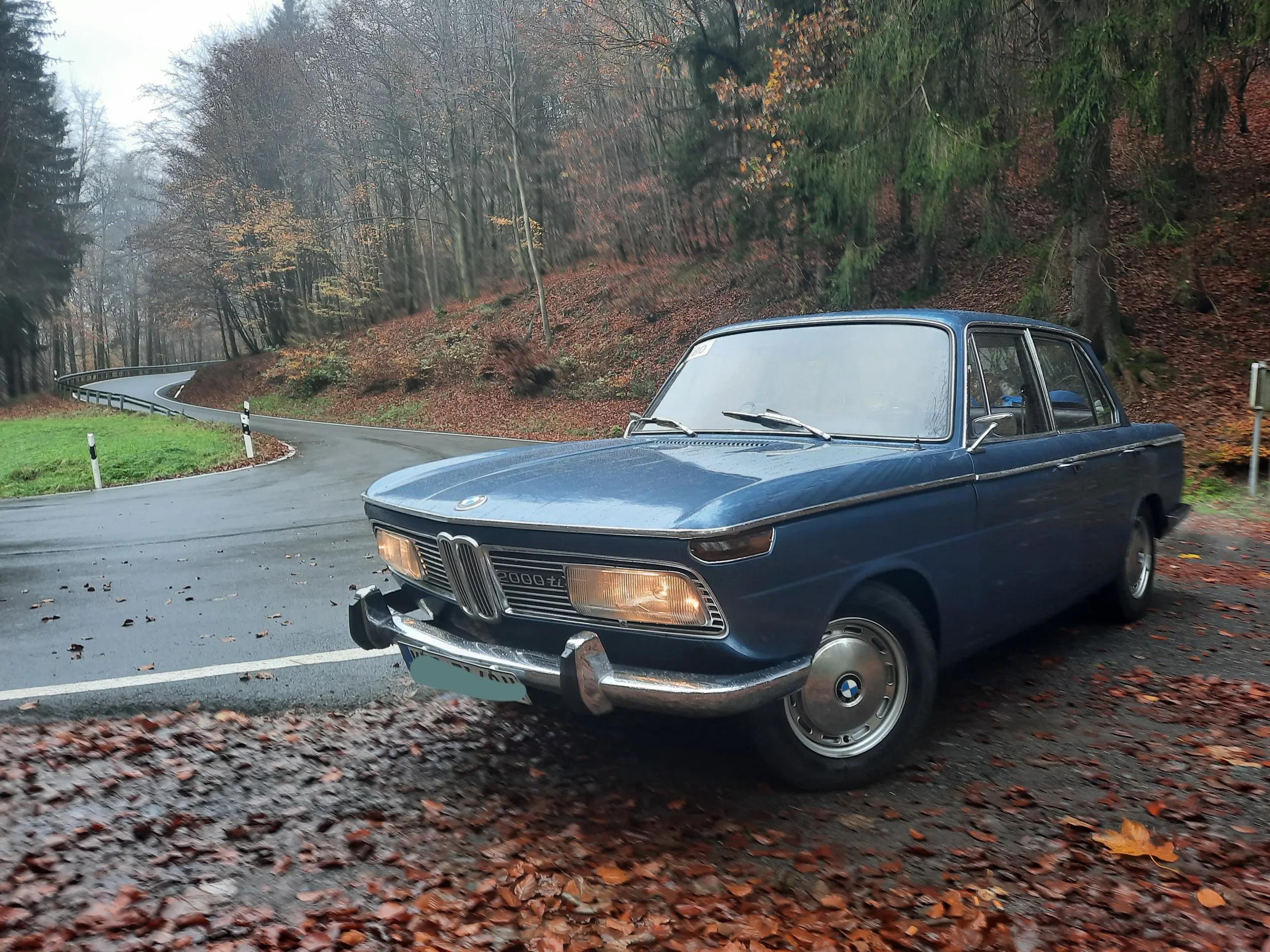 32 – Hoffmann – BMW – 2000 tilux *