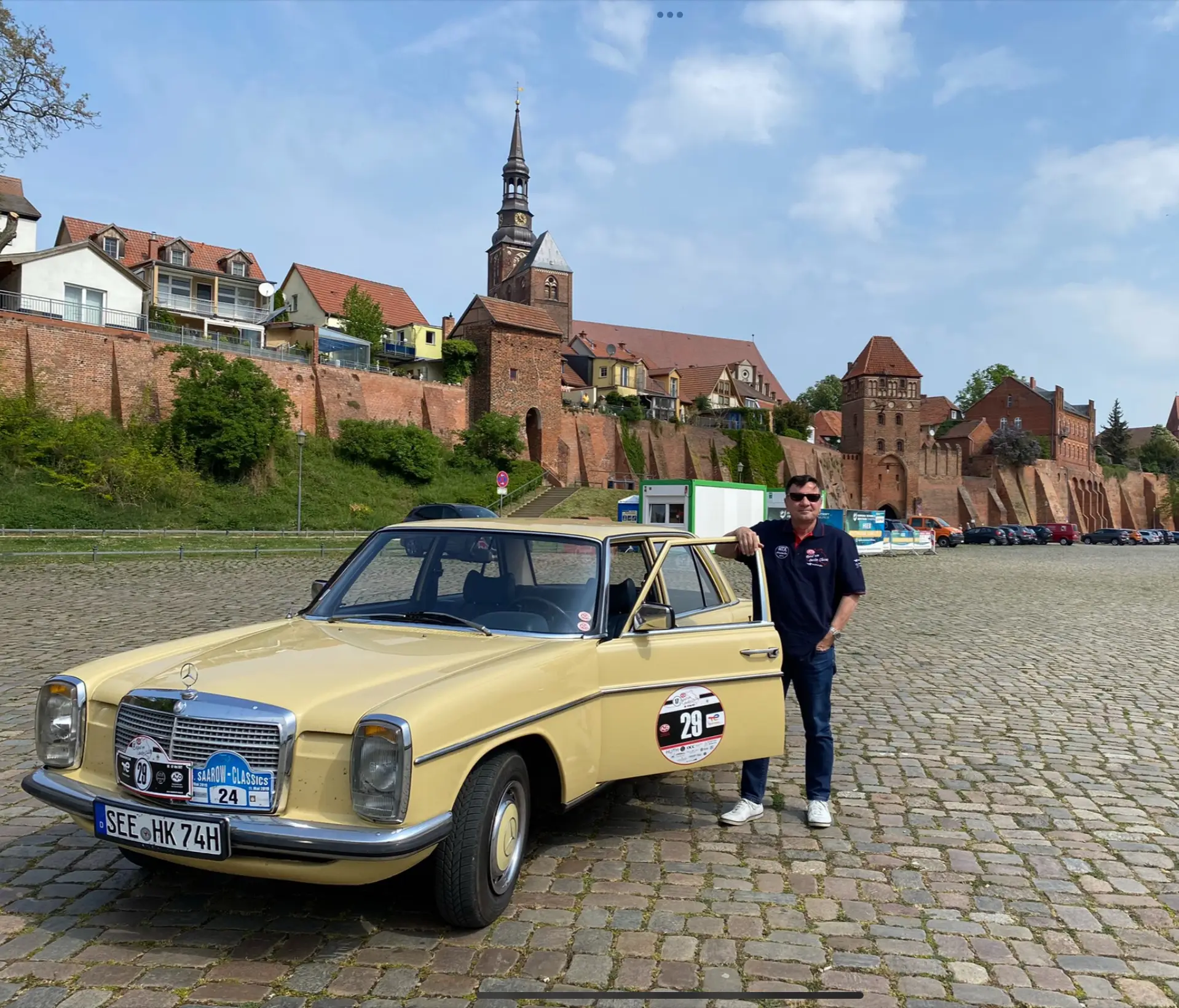 42 – Köpke – Mercedes Benz – 230.6 (W114) *
