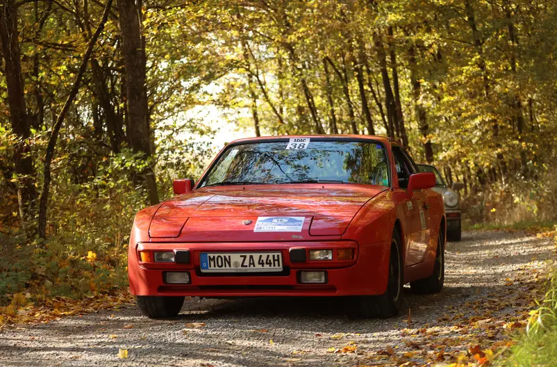 61 – Bronny – Porsche – 944 *