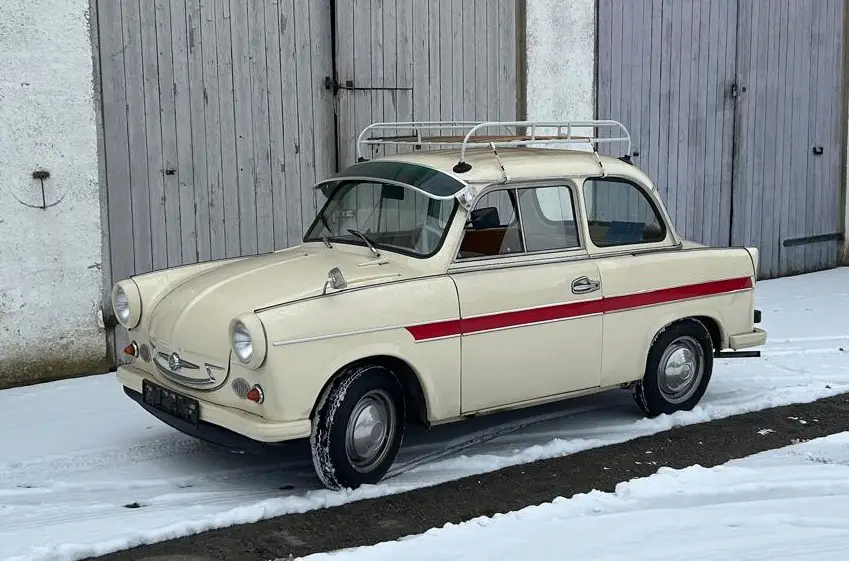 19 – Kühnert – Sachsenring – Trabant P50/2 *